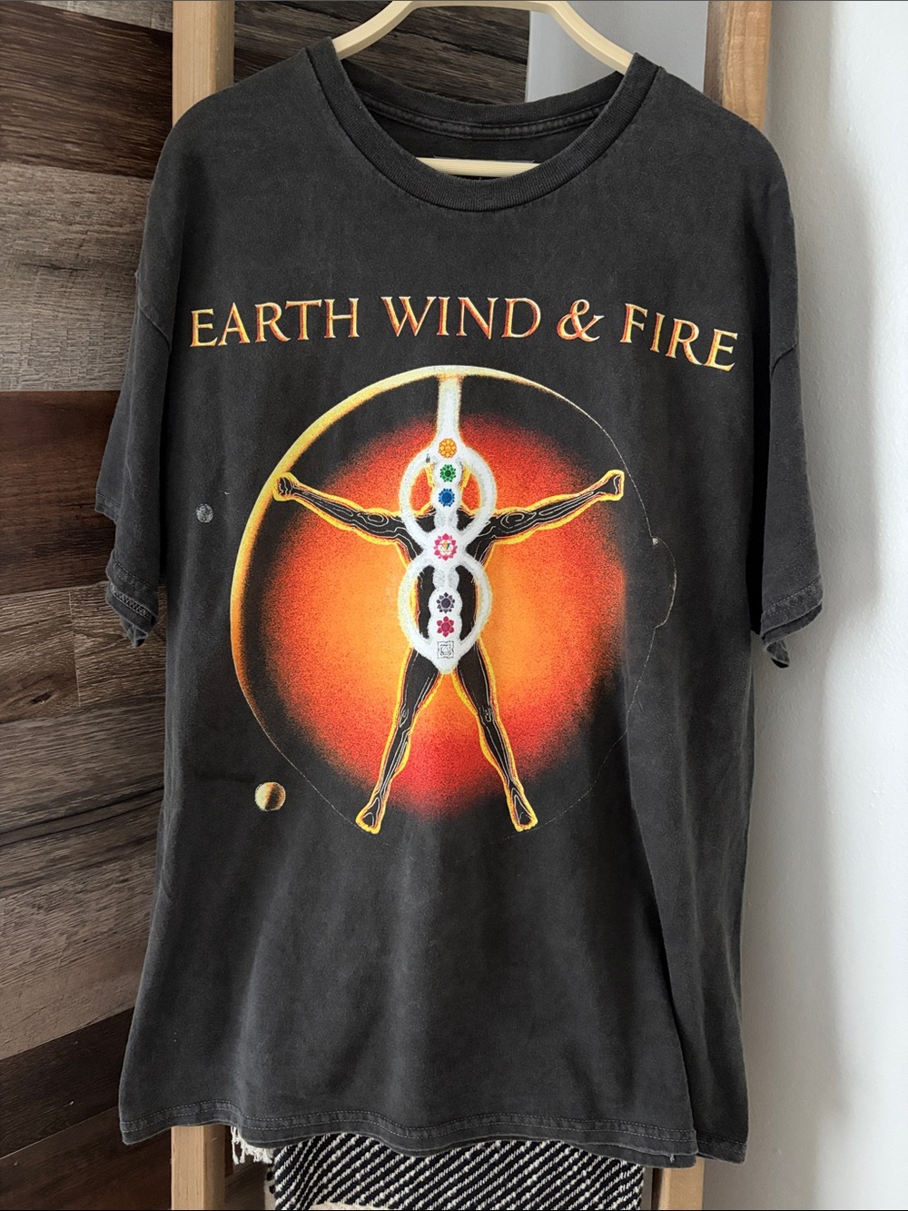 🆕 Earth Wind & Fire “Powerlight” Band Tee